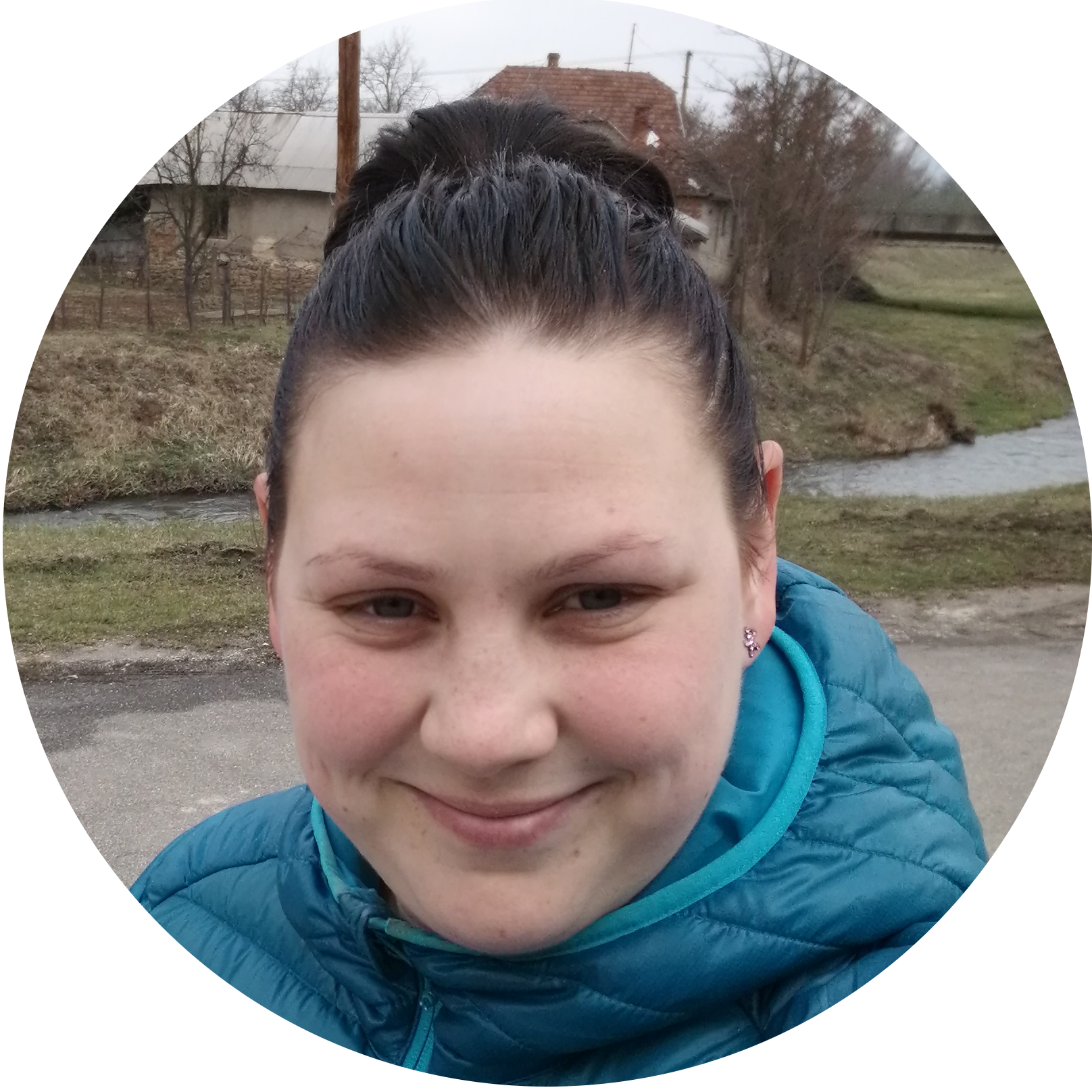 Széplaki Nikoletta